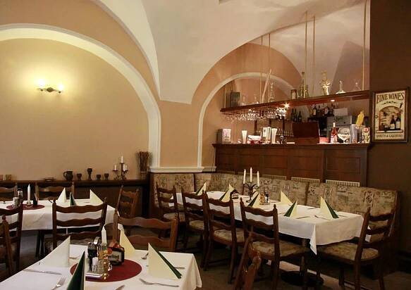 Restaurace U Dvou medvídků Chomutov | Apetee