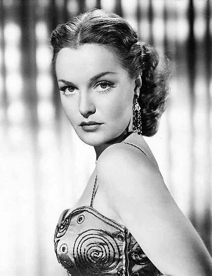Soubor:Dorothy Hart 1951.jpg – Wikipedie