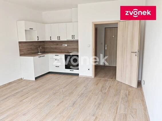 Pronájem bytu 1+kk 32 m2