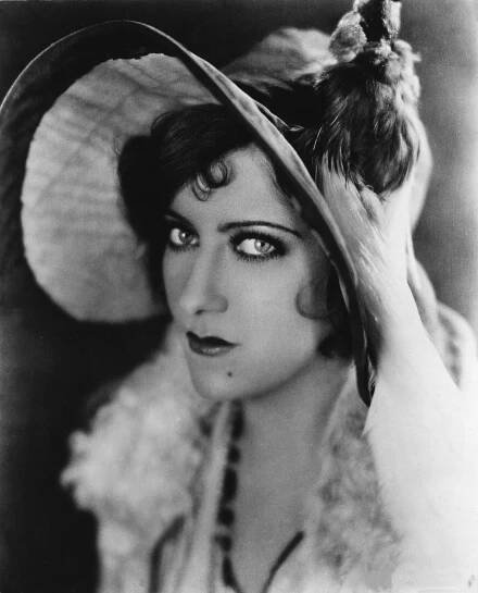 Gloria Swanson In &Amp;Quot;Sadie Thompson / ... Aber Das Fleisch Ist Schwach,&Amp;Quot; Directed By Raoul Walsh, 1928.