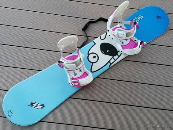 Prodám snowboard značky F2. Velikost 125cm.