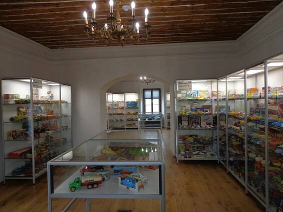 Muzeum autíček · Pigy.cz · pohádkové rádio · hry · omalovánky · zábava pro děti