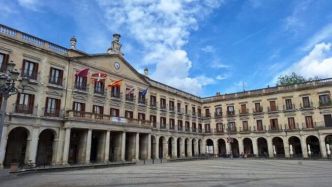 Vitoria-Gasteiz: Espainia Plaza