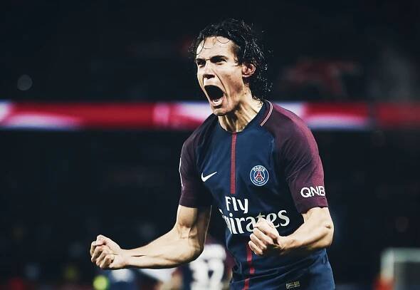 Where does Edinson Cavani rank amongst his generation’s best strikers?