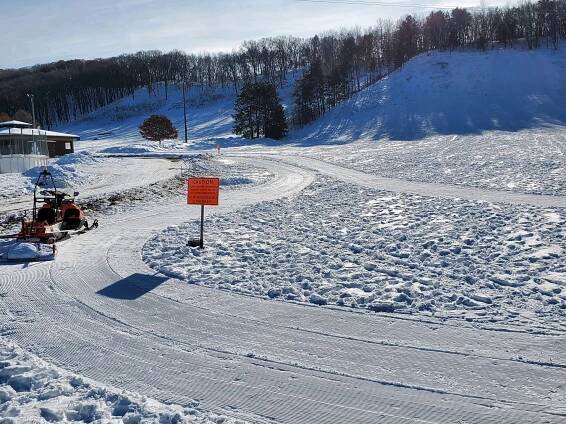 day_ski.jpg