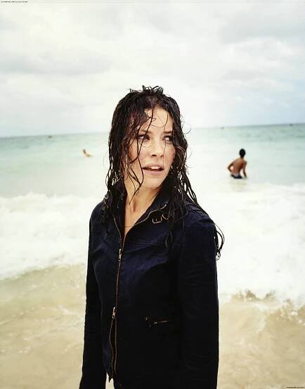 some-evangeline-lilly:
“Evangeline Lilly
”