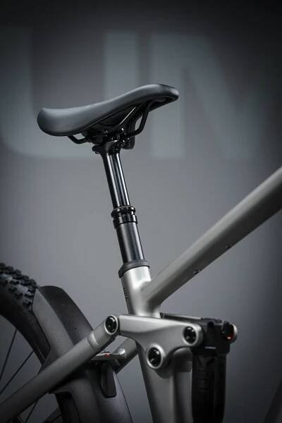 Cube Stereo Hybrid ONE22 RACE 800 - Silver n black - 29"