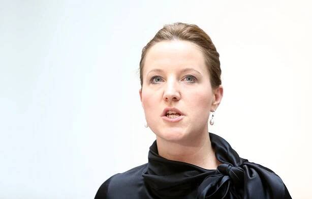 Odvolaná ministryně Karolína Peake: Cítím se Nečasem podvedena!