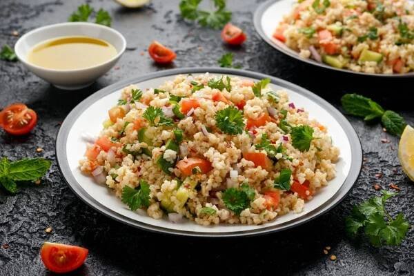 Bulgur obsahuje velké množství vitamínů, ale jen minimum kalorií. Zařaďte jej do jídelníčku - Jimeto.cz