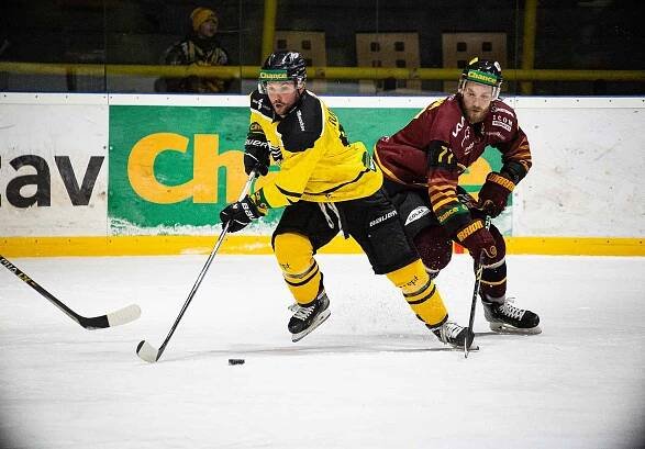 HC Baník Sokolov – HC Dukla Jihlava 1:2 (0:0, 1:1, 0:1).