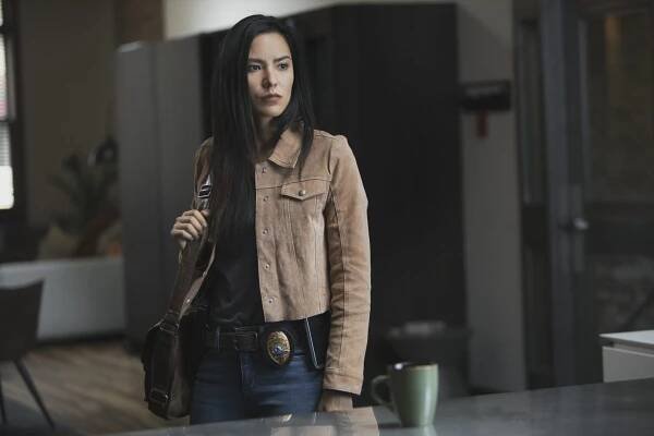 Jessica Matten | Talking Tribal, APTN’s new Indigenous crime drama