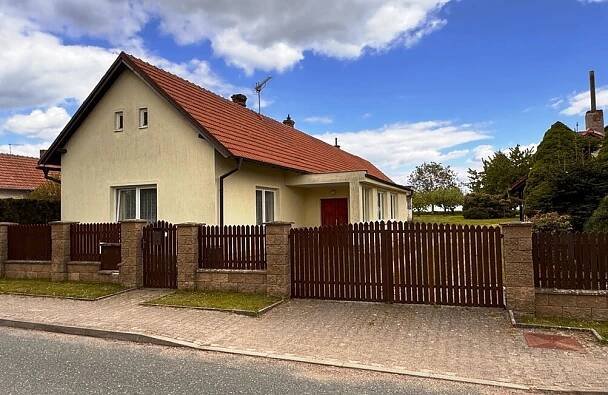 Fotografie nemovitosti - Prodej RD Skřeněř - Nový Bydžov