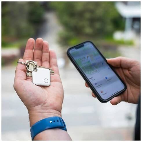 Smart tracker FIXED Tag s podporou Find My, bílá