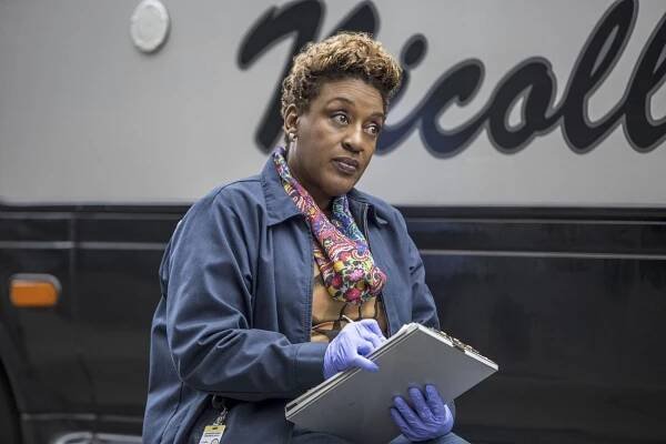 Námořní vyšetřovací služba: New Orleans - Čím krvavější, tím lepší - Z filmu - CCH Pounder