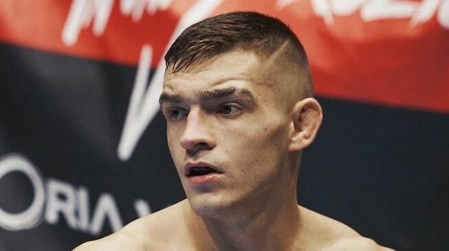 Tadeáš Růžička je zkrachovalec, dobíjel lidi, brání se Lukáš Fajk srovnání s Mawarem Fights.cz
