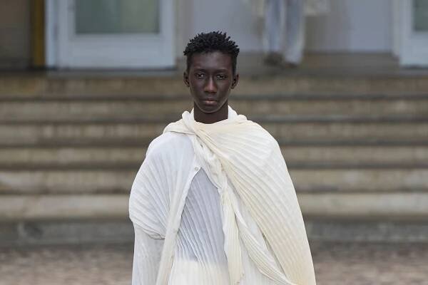 Issey Miyake Homme Plissé to Show Nomadically, Starting With Pitti Uomo This June