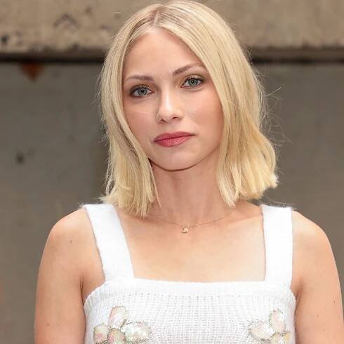 Tavi Gevinson Returns To The Stage As A Manson Girl In Assassins