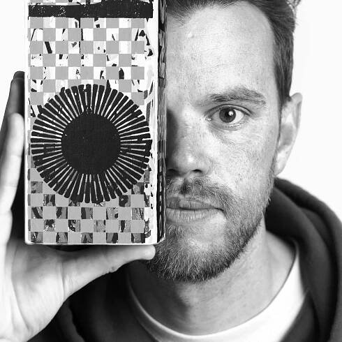 About — Chris Kelly