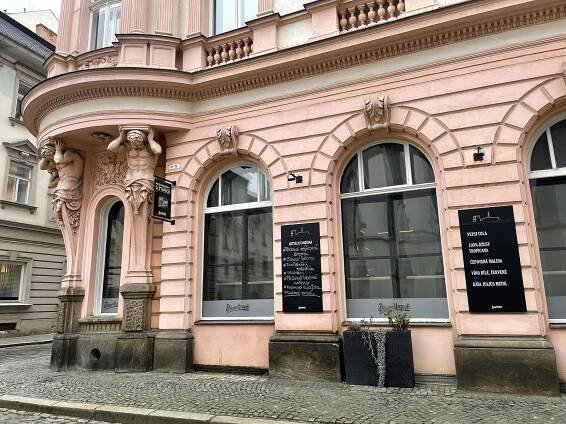 Skončil Drápal? Restauratér vysvětlil, jak je to s fámami o krachu