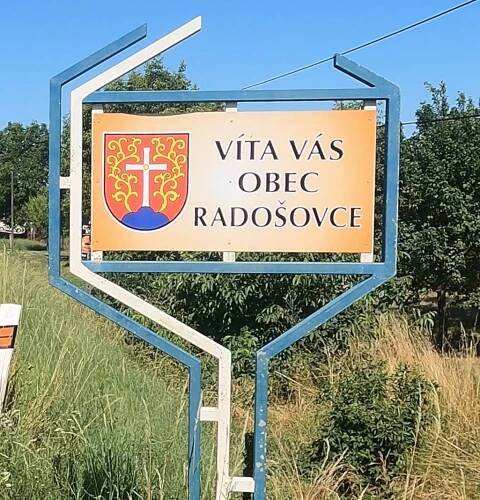 RADOŠOVCE: obec na Záhori – VIDEO - Slovensko zdola