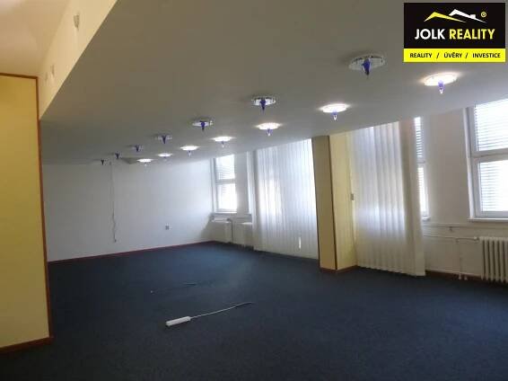 Kancelářské prostory Těšínská JOLK Reality Verbíková - Pronájem kanceláře 342 m², Těšínská, Opava - Předměstí
