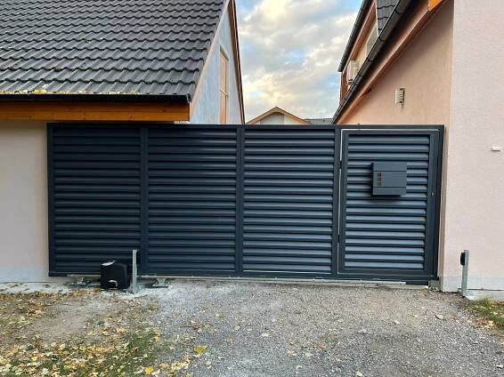 Výroba vjezdových bran na míru dle vašeho přání od 35 000 Kč Velký Osek BALUMO • Firmy.cz