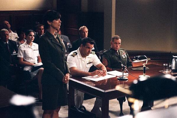 JAG - Firemní zabijáci - Z filmu - Catherine Bell, William Katt, David James Elliott, Jason Beghe