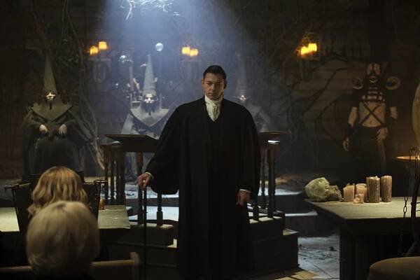 Sabrinina děsivá dobrodružství - Kapitola třetí: Zkouška Sabriny Spellmanové - Z filmu - Richard Coyle