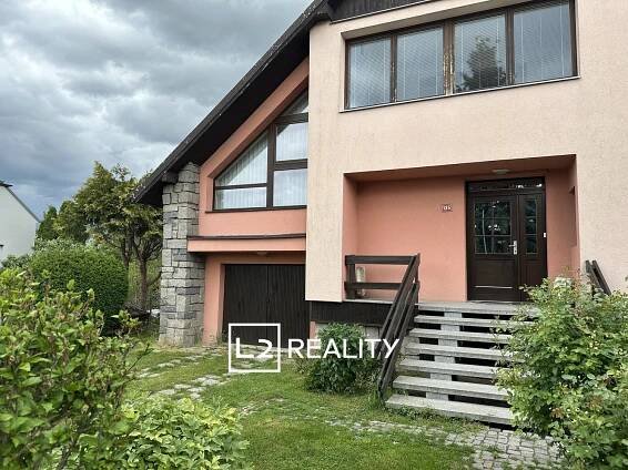 Prodej rodinného domu 194 m2 se zahradou 942 m - Čelákovice | Reality.iDNES.cz 