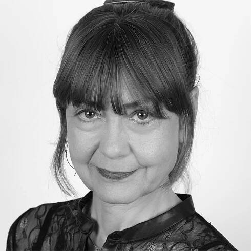 PST ART | Beatriz da Costa: (un)disciplinary tactics
