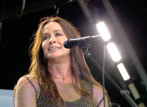 Alanis Morissette review, Glastonbury 2025: Rock-pop queen gives her audience permission to let rip during spectacular Glastonbury debut