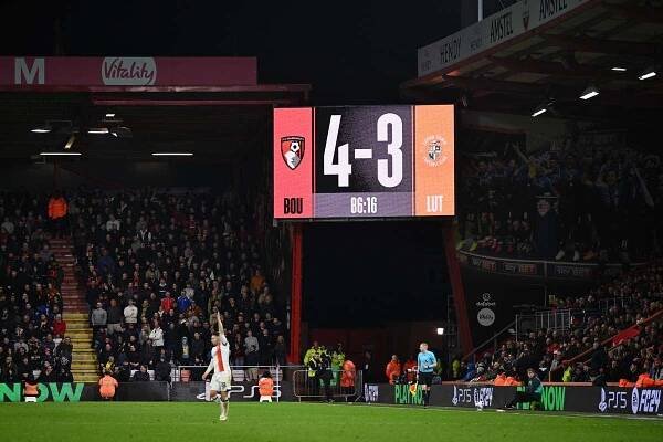 Vést o tři góly a nevyhrát? Bournemouth jako ozvěna velkolepých obratů v Premier League