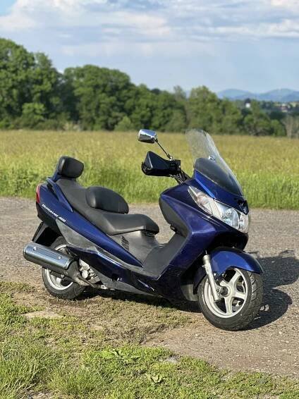 Suzuki burgman 400