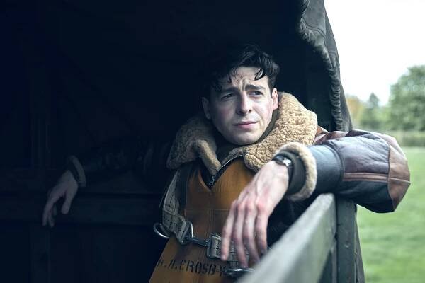 Anthony Boyle as Crosby in 'Masters of the Air'