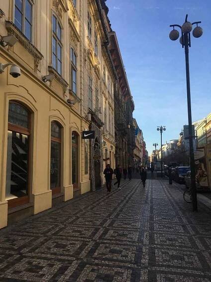 Ulice Na Příkopě v Praze.
