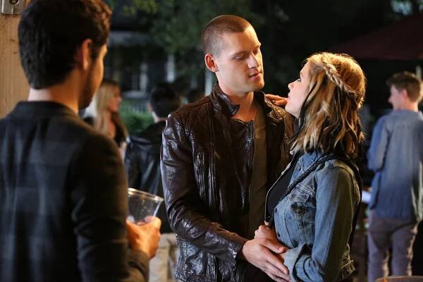 Prolhané krásky - Chybím vám nastokrát - Z filmu - Luke Kleintank