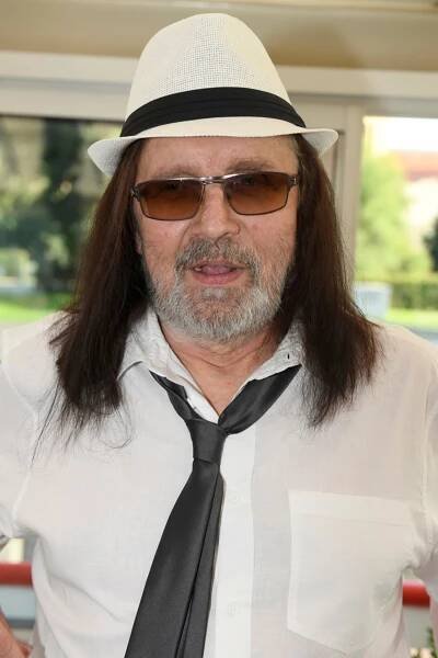 Aleš Brichta v poslední době změnil image. 