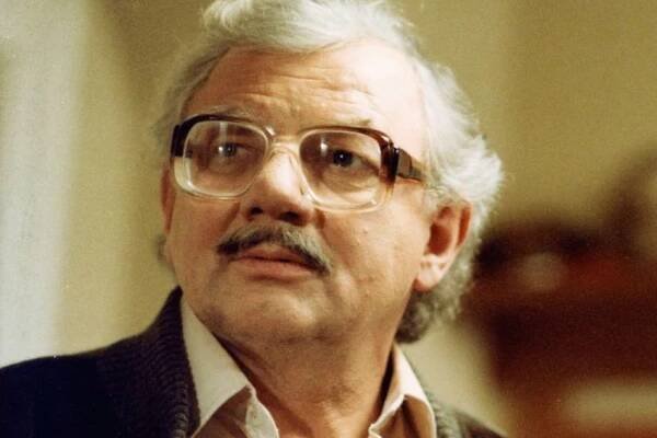 Vlastimil Hašek zemřel své manželce v náručí. Seznámili se, když mu v divadle hrála milenku