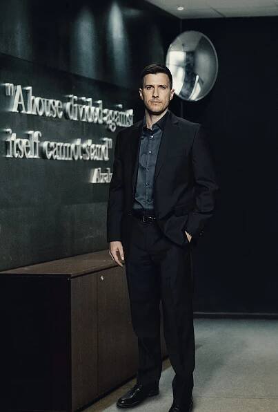 Patrick Heusinger - Nezvěstná - Série 2 - Promo