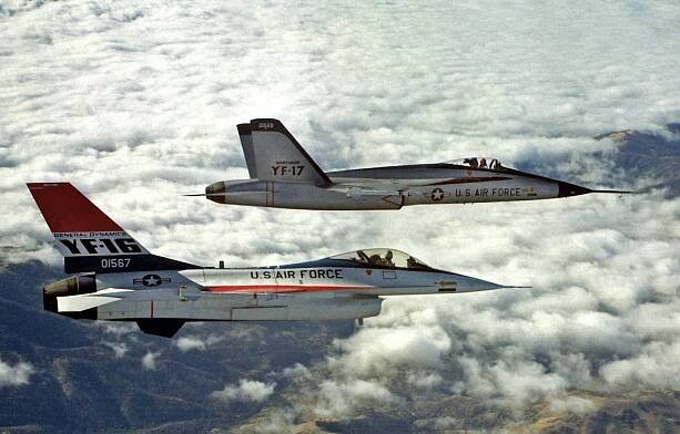 McDonnell Douglas F/A-18 – Wikipedia