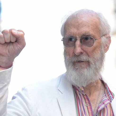 James Cromwell of 'Babe' Arrested at PETA Protest at Texas Animal Testing Lab
