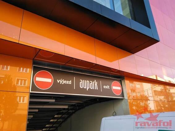 Aupark Hradec Králové - RAVAFOL