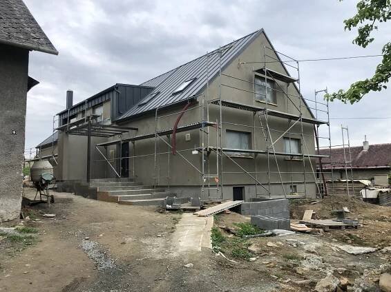 Moderní a elegantní rekonstrukce starého domu: Největším oříškem byl strop