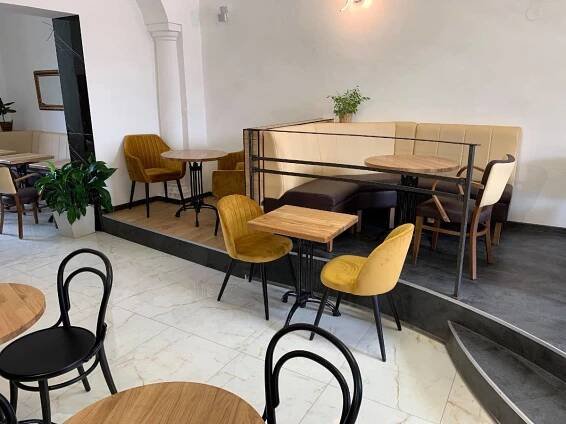 Café Ignác Jihlava, nábytek pro restaurace | Ateliér Dako