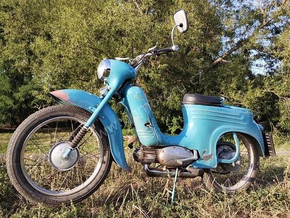 Jawa 50 typ 555 z roku 1959 - Deník 2024 - Gomotoru