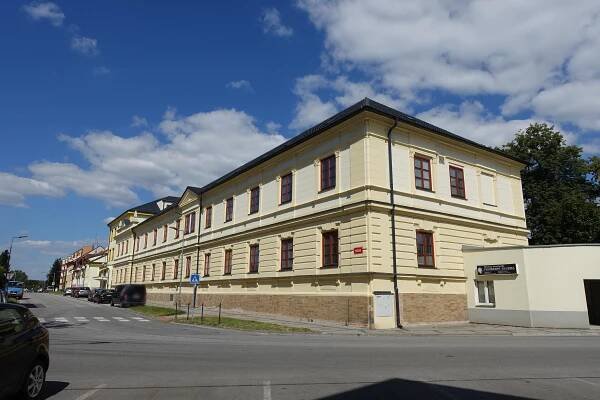 Střední uměleckoprůmyslová škola, Bechyně
