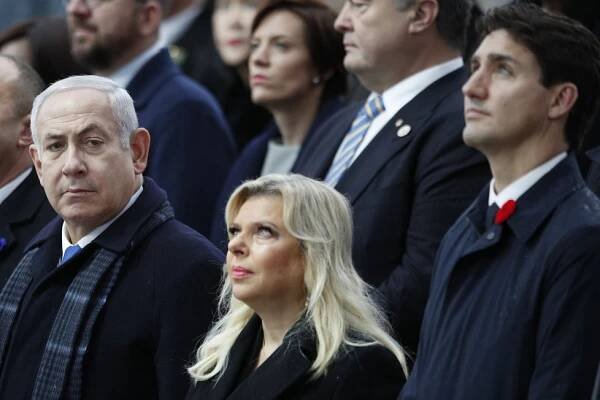 Premiérova manželka si během karantény pozvala kadeřnici. Měly jsme roušky, brání se