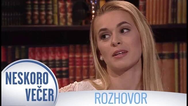 Mladá slovenská herečka Dominika Richterová v Neskoro Večer