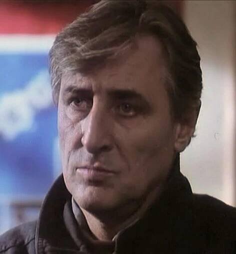 Karel Heřmánek ve filmu Malostranské humoresky (1995, režie Zdeněk Gavlík)