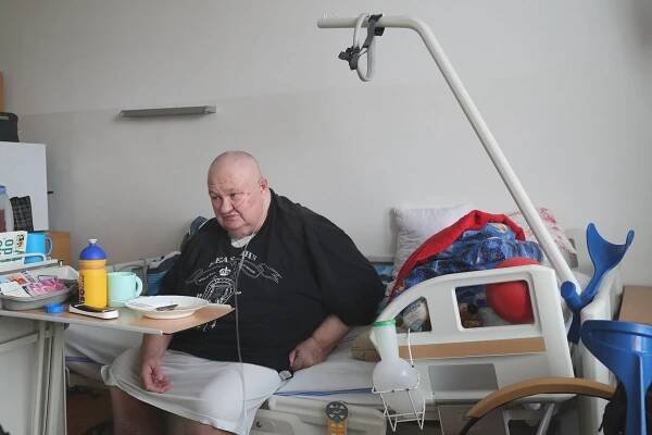 Skutečné životy: Jeptišku z Kameňáku znásilnil farář. Václav Glazar plánoval svatbu s Růžičkovou, v den...